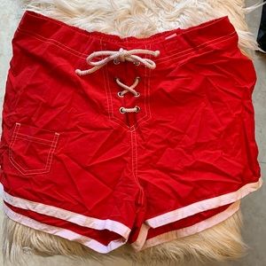 High step Surf Shorts